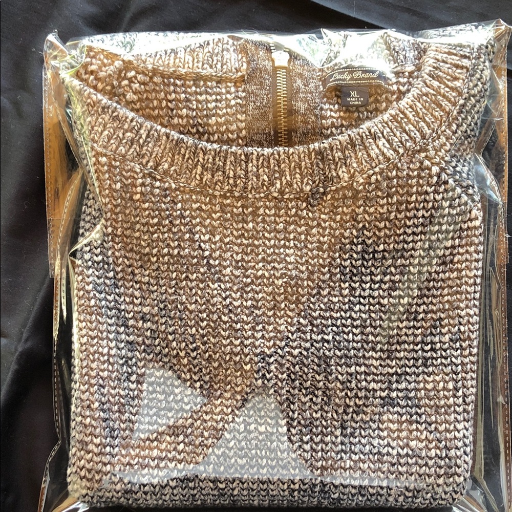 Lucky Brand Monochrome Knit top - Picture 7 of 7